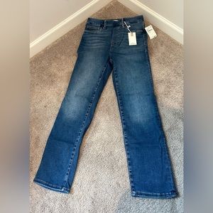 Good American Good Legs Straight Pull-On Jeans